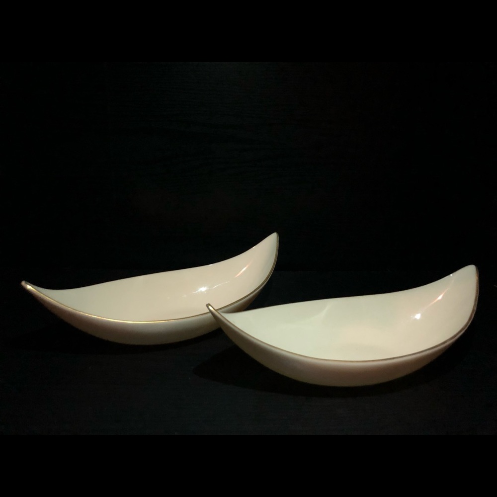 Lenox Asymmetrical Dish Set (2) - ‘Weatherly’ USA